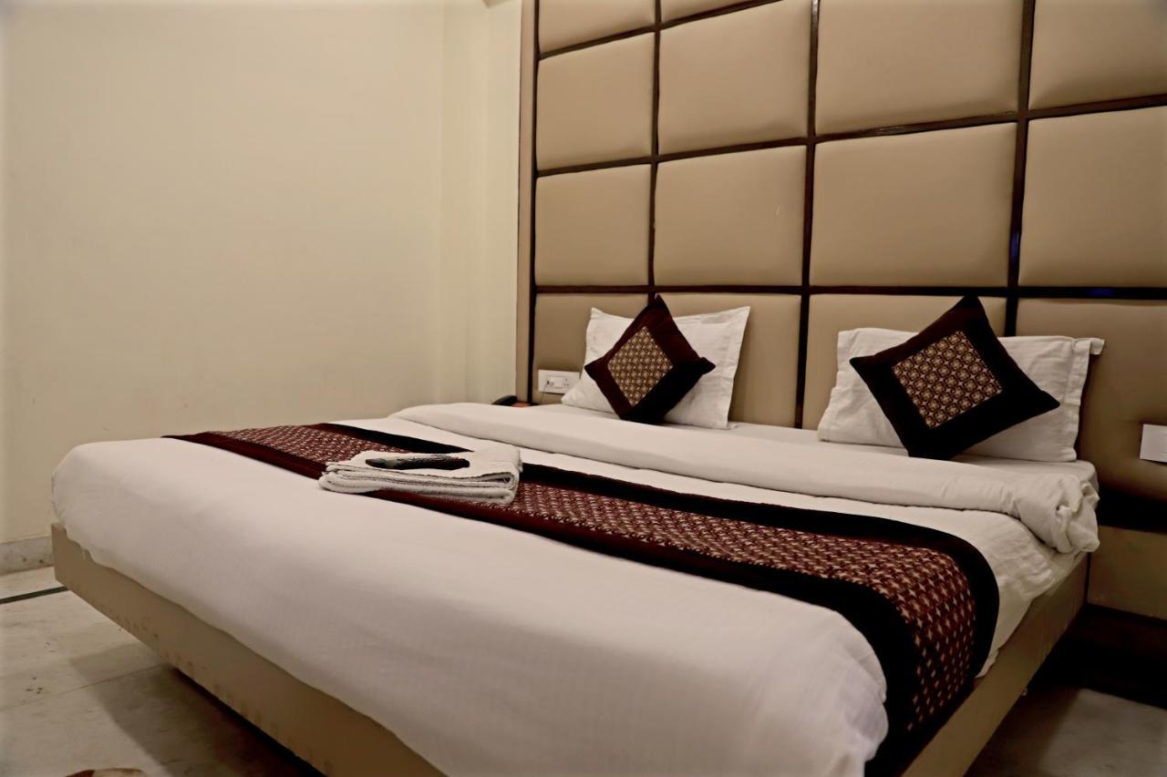 Hotel Klick International At "5 Min Walking " From New Delhi Railway Station Bagian luar foto