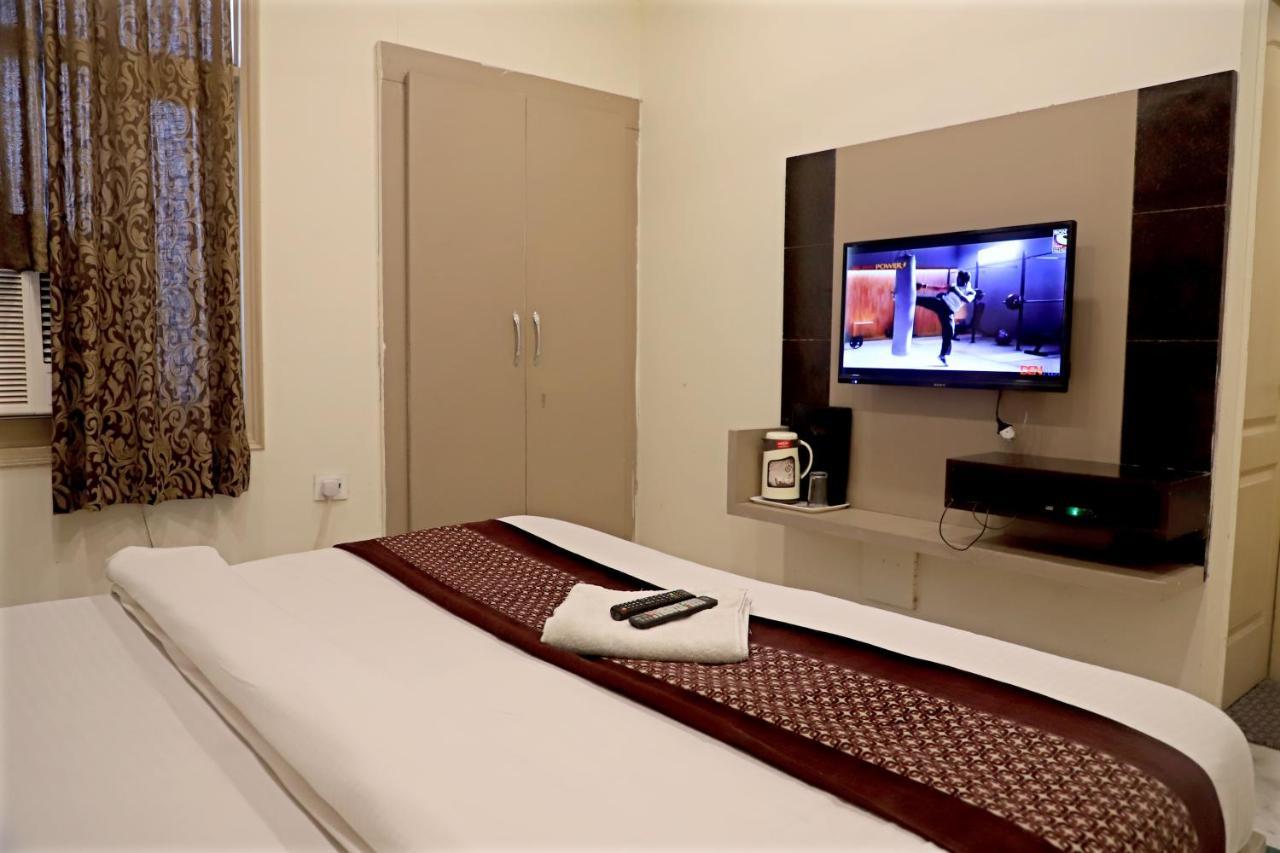 Hotel Klick International At "5 Min Walking " From New Delhi Railway Station Bagian luar foto