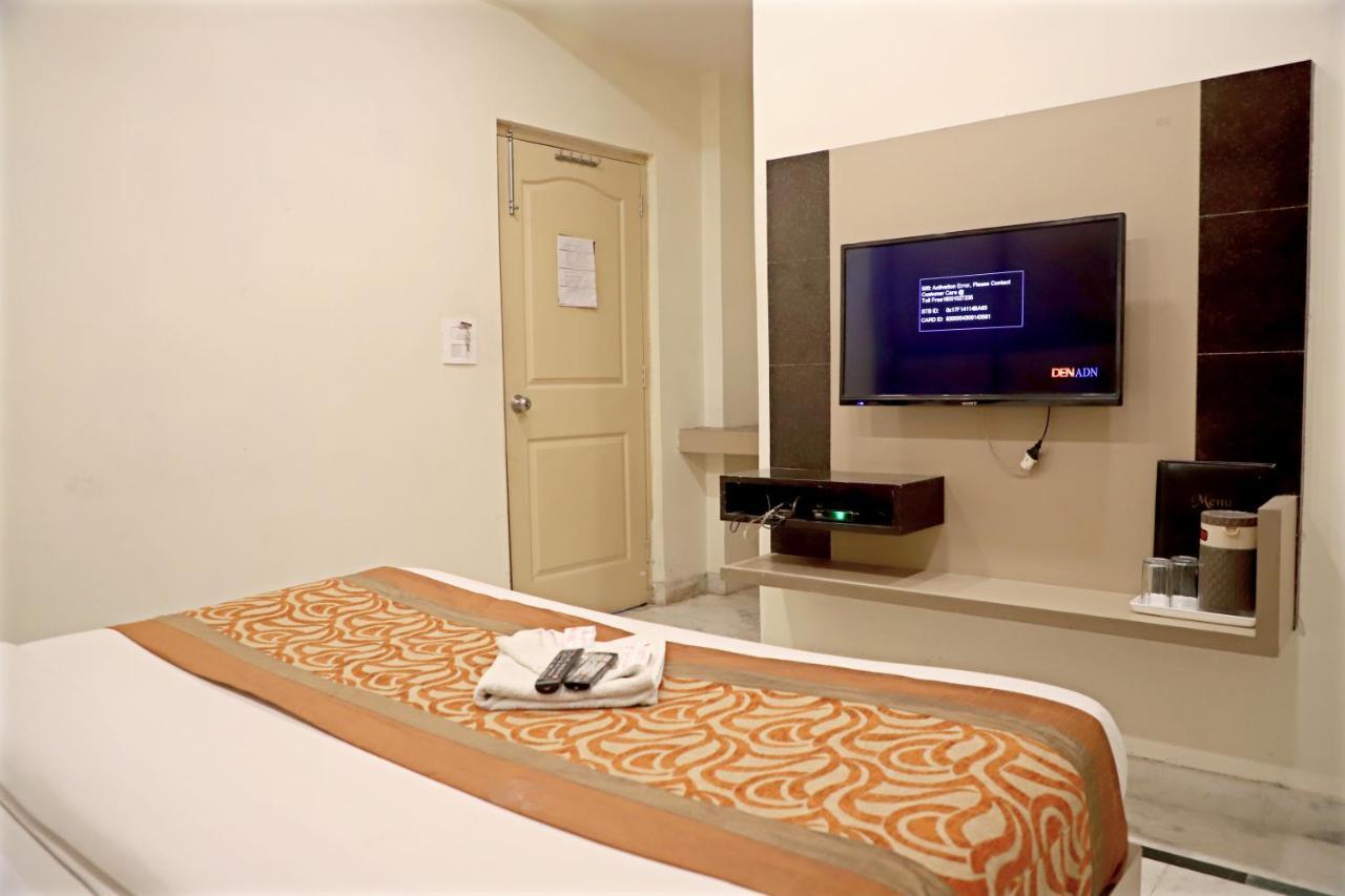 Hotel Klick International At "5 Min Walking " From New Delhi Railway Station Bagian luar foto