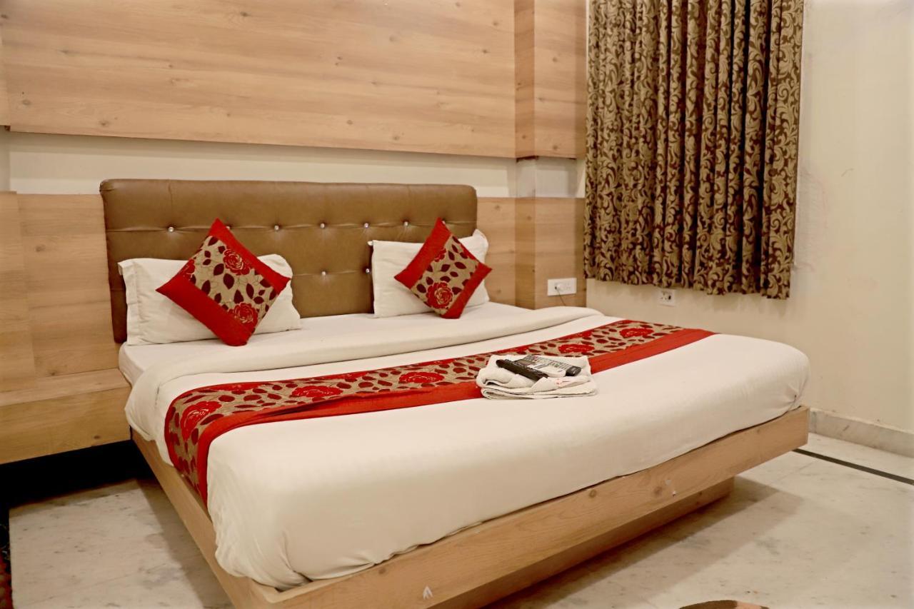 Hotel Klick International At "5 Min Walking " From New Delhi Railway Station Bagian luar foto