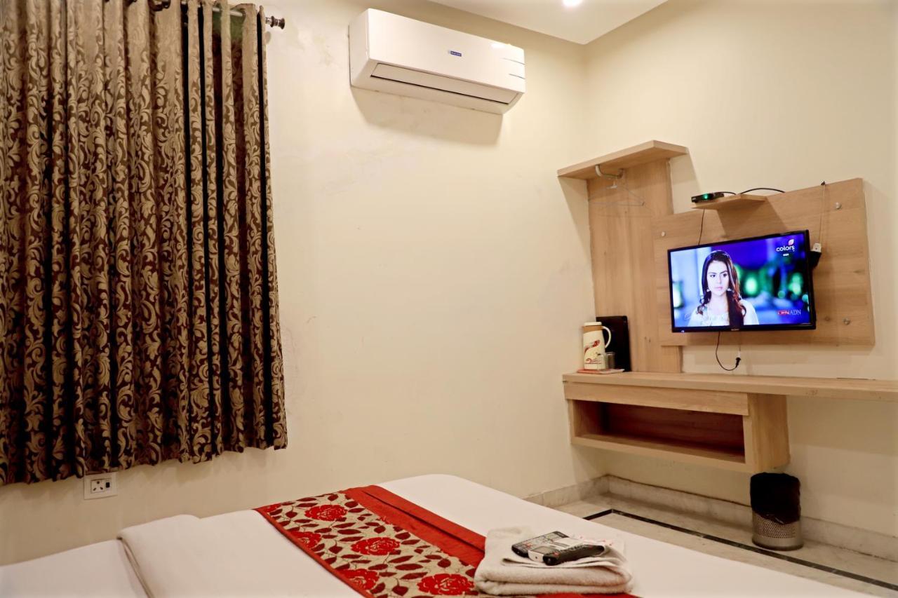Hotel Klick International At "5 Min Walking " From New Delhi Railway Station Bagian luar foto